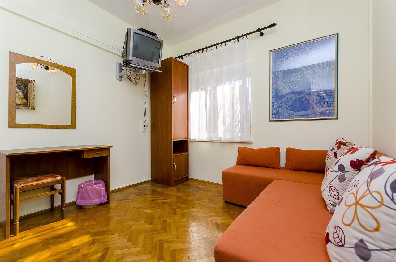 Apartments Vinko Trogir Exterior foto